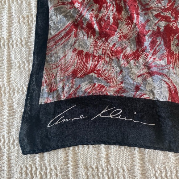 Vintage Anne Klein silk scarf. - Picture 4 of 9